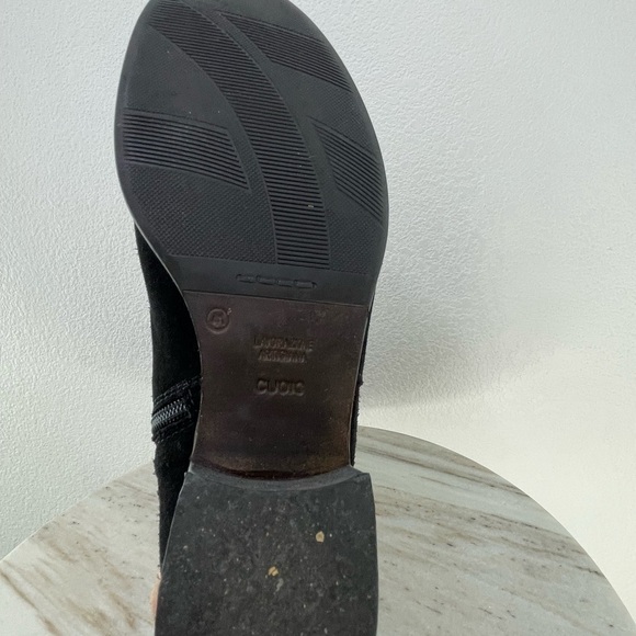 OMAI boots knee high suede buckle sz 11 or EU 41 Italian made heeled - Picture 6 of 14